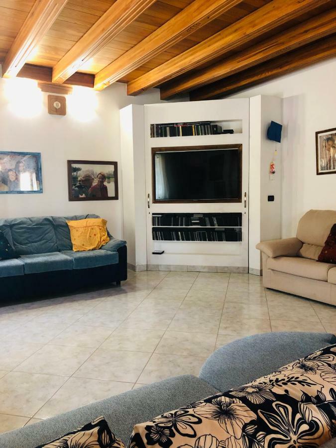 Villamoreno メルラーラ エクステリア 写真
